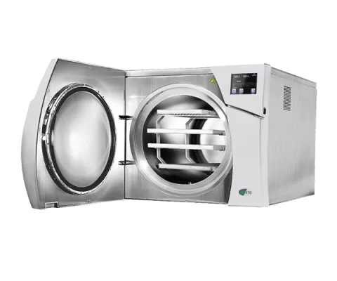 Autoclave used for sterilising instruments
